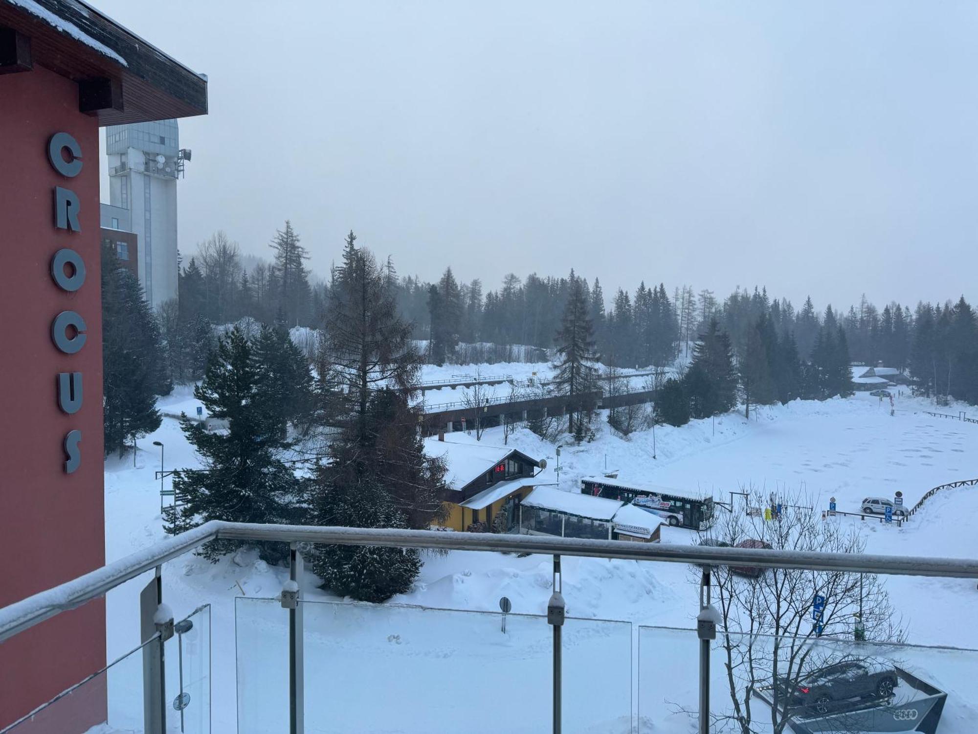 Apartment With Mountain View In Hotel Crocus, Strbske Pleso Ngoại thất bức ảnh