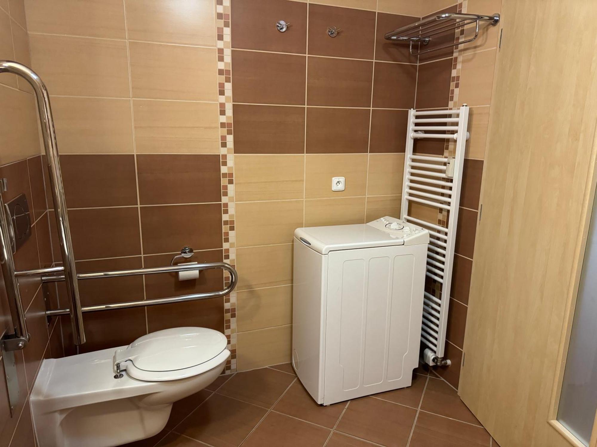 Apartment With Mountain View In Hotel Crocus, Strbske Pleso Ngoại thất bức ảnh